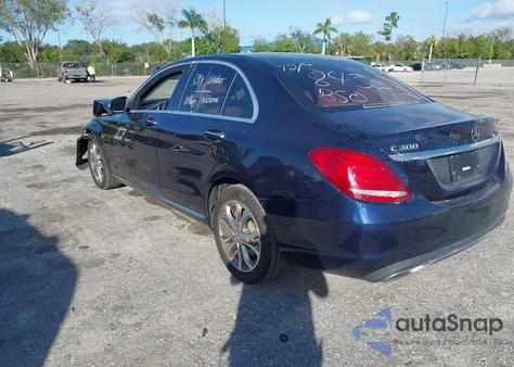 2016 Mercedes-Benz C 300 4Matic from USA, damaged, VIN 55SWF4KB8GU108438